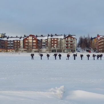 På väg, …